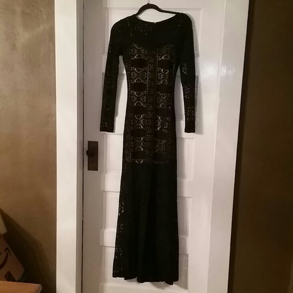 *NEW* LuLu floor length dress *RESERVED* - Picture 3 of 4