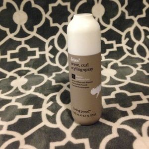 Living proof wave, curl styling spray