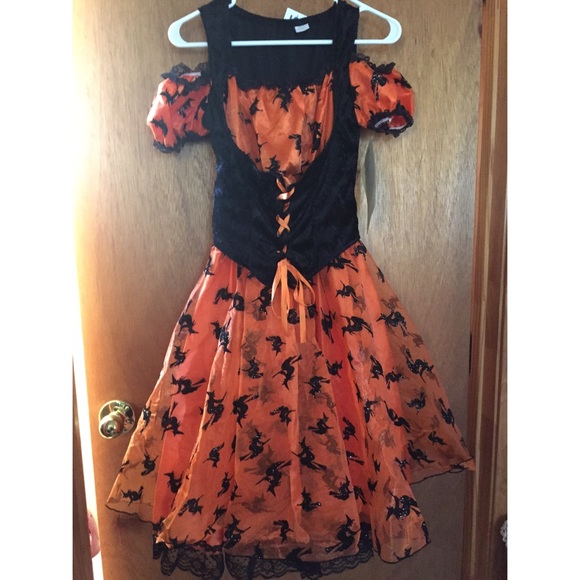 Halloween Costume: Princess Paradise (Witch)
