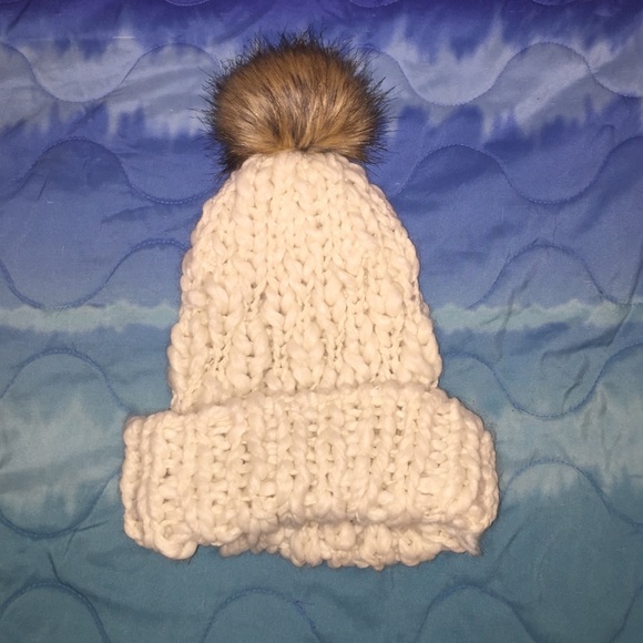 American Eagle beanie