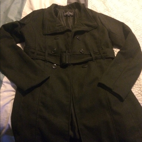 1 HOUR SALE!! Dark green coat