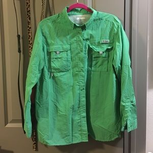 Green XL Columbia PFG. Never worn.