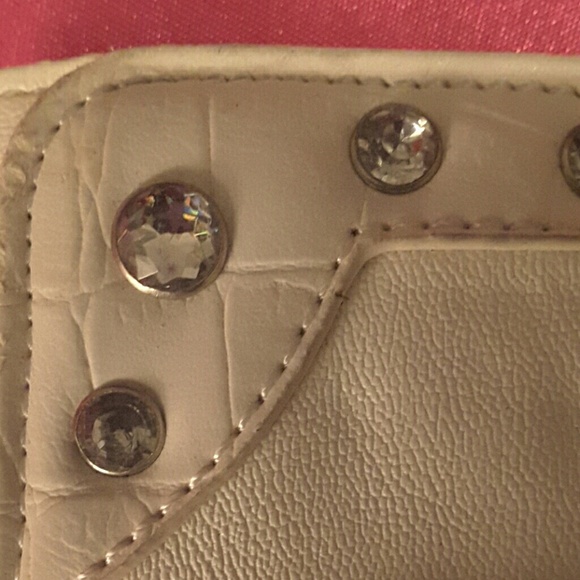 White wallet