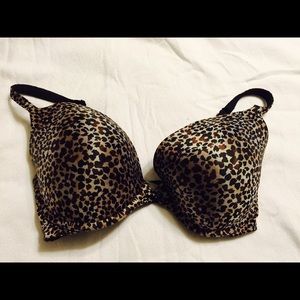 Leopard print bra VS