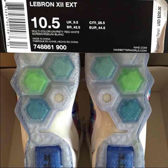 SOLD LeBron's 12 EXT "Finish Your Breakfast" 10.5 - Picture 3 of 4