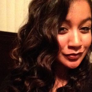 Meet your Posher, Graciela