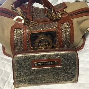 Toryburch handbag and wallet