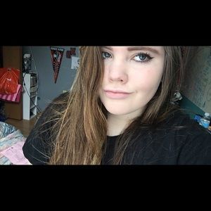 Meet your Posher, Yayä