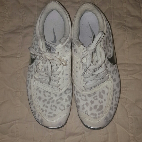 ♡♡ NIKE 5.0 CHEETAH PRINT SHOES ♡♡