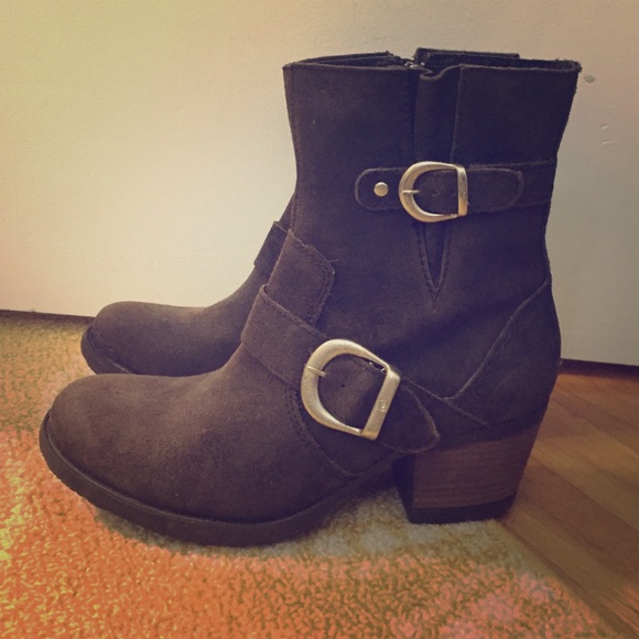 Born boots