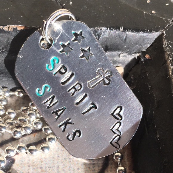 Meet your Posher, Spiritsnaks, Veronica - Picture 2 of 7