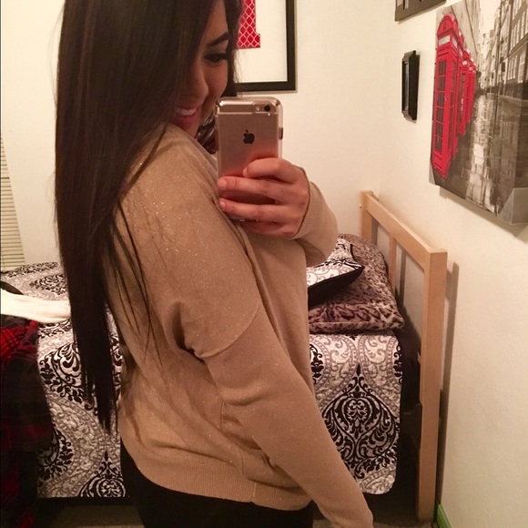 Gold/tan crewneck sweater!