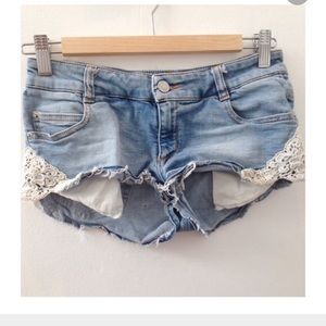Brandy melville shorts!
