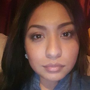 Meet your Posher, Jeannette