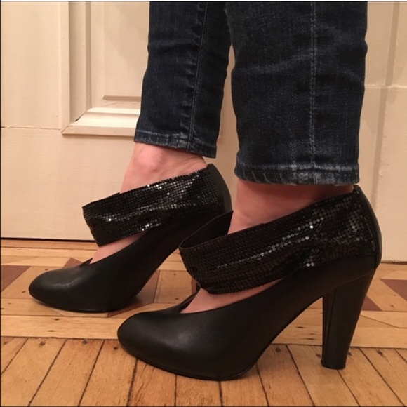 Marc by Marc Jacobs Sequin Retro pumps