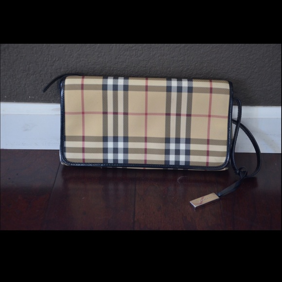 Burberry Clutch