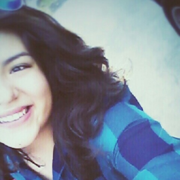 Meet your Posher, Alondra