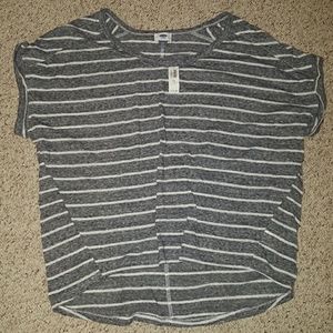 Old Navy Gray T-shirt