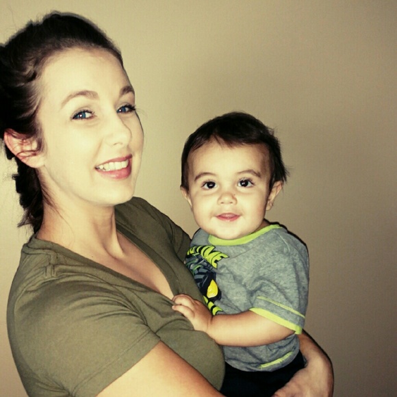 Meet your Posher, Rachel - Picture 3 of 3