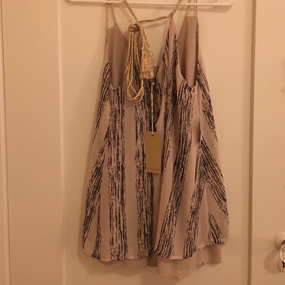 NWT Patterned Tank - Picture 2 of 3