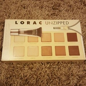 Lorac unzipped pallet