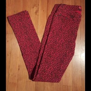 Max rave cheetah red black pants (0R)