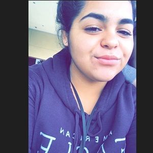 Meet your Posher, Lisset