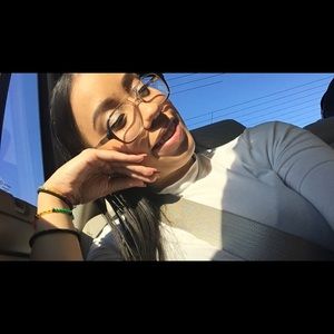 Meet your Posher, Sam