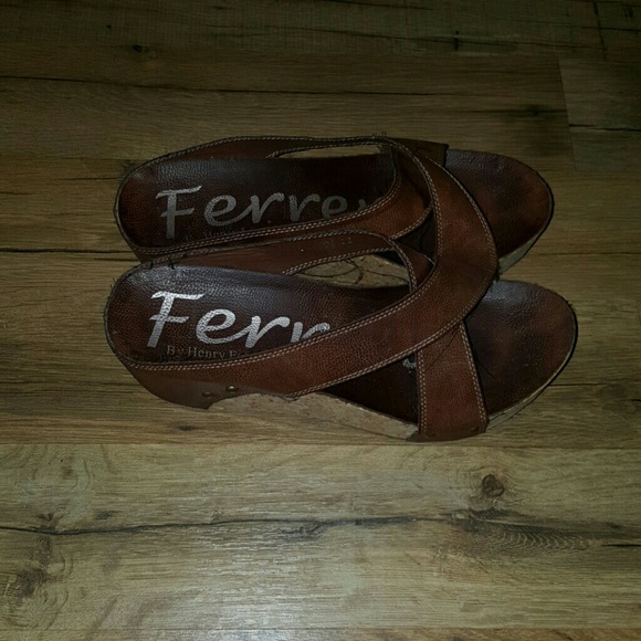 Shoes - Picture 2 of 4