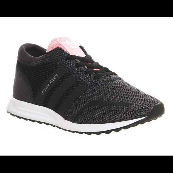 Adidas Los Angeles Women's Size 7