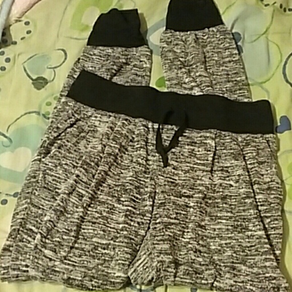 ❌❌SOLD ON MECARI❌❌ - Picture 1 of 1