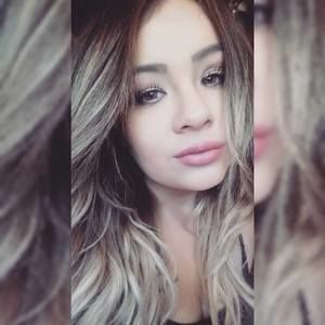 Meet your Posher, Daniela