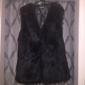 Faux fur vest