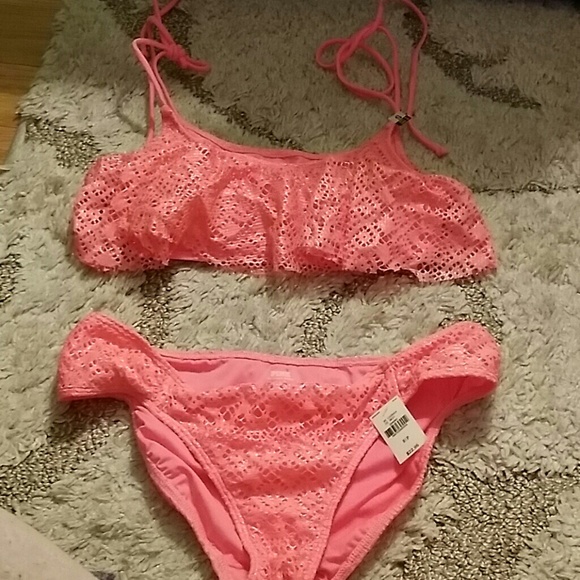 BUNDLEVictoria Secret pink flowy lace bathing suit