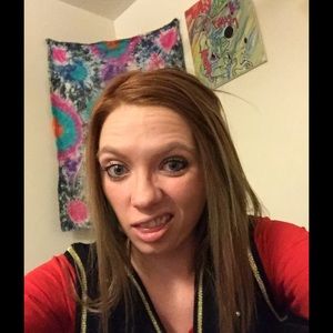 Meet your Posher, Amanda