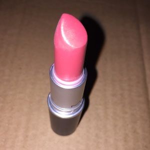MAC LIP BLOSSOM A32