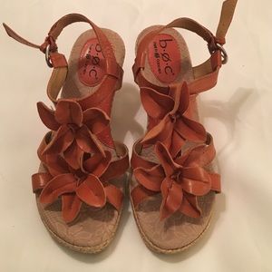 BOC born summer wedges size 6