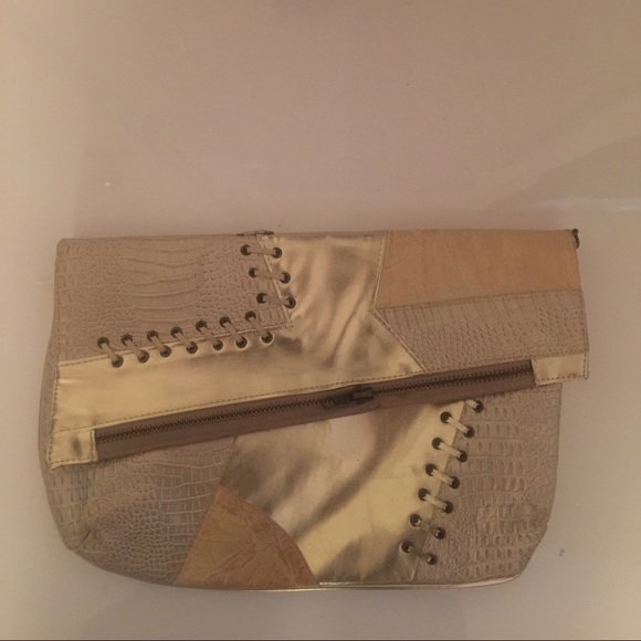 Clutch purse