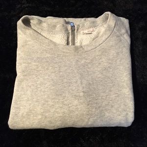 Soft gray Gap sweatshirt