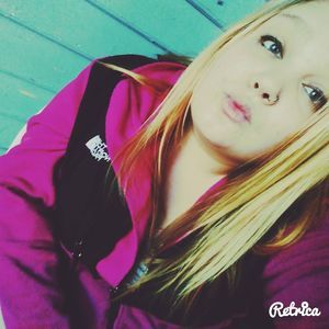 Meet your Posher, Alexis