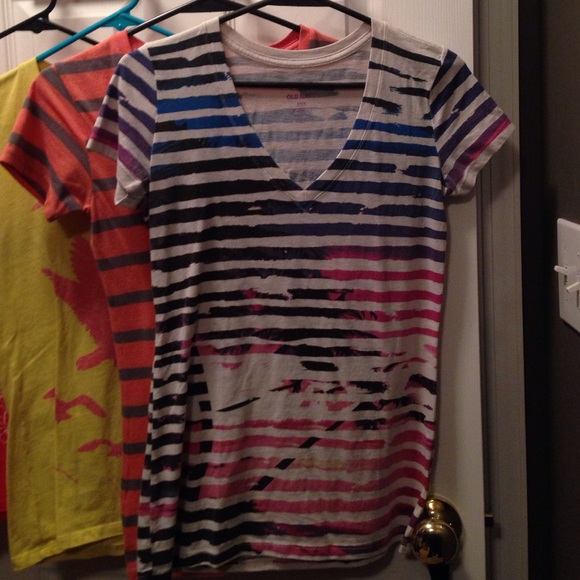 SALE! Lot of 4 tshirts! - Picture 3 of 4