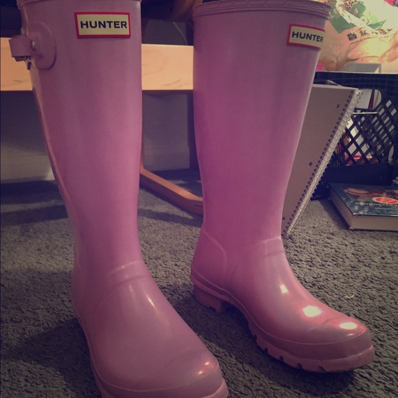 Hunter lavender boots