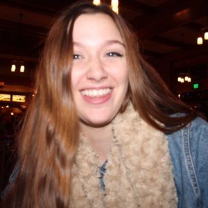 Meet your Posher, Camille