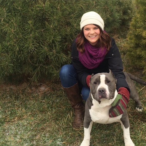 Meet your Posher, Hannah - Picture 1 of 1