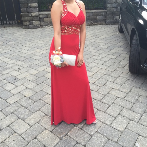 Beautiful red Prom dress
