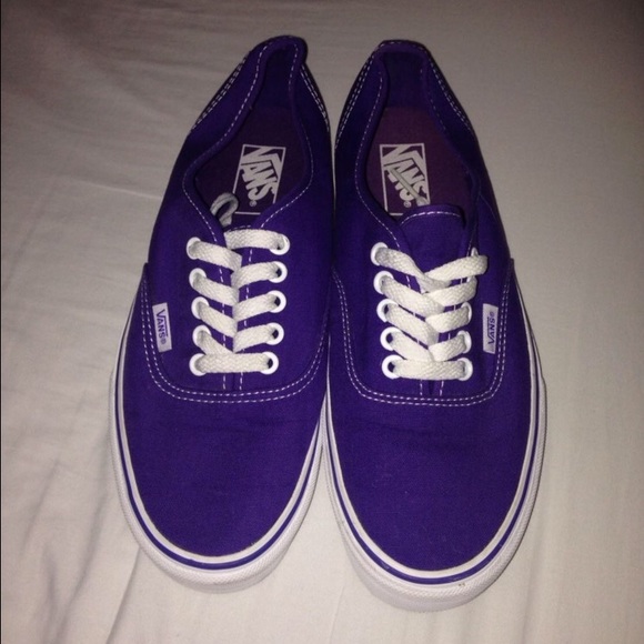Authentic VANS- Brand New