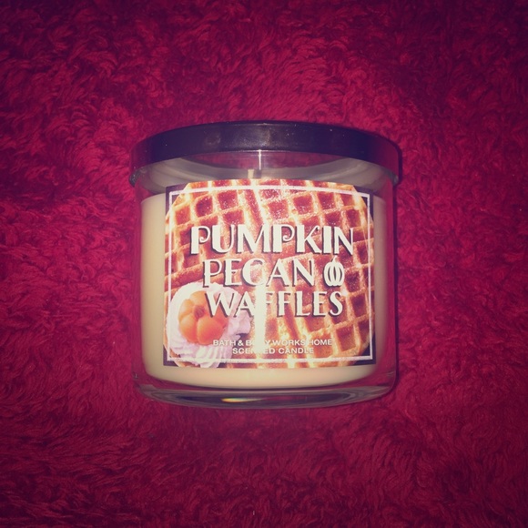 BBW Pumpkin Pecan Waffle Candle