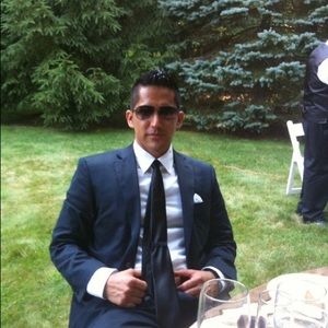 Meet your Posher, Luis