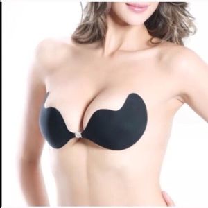 Self adhesive bra C cup
