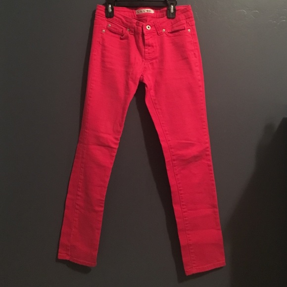 Red skinny jeans